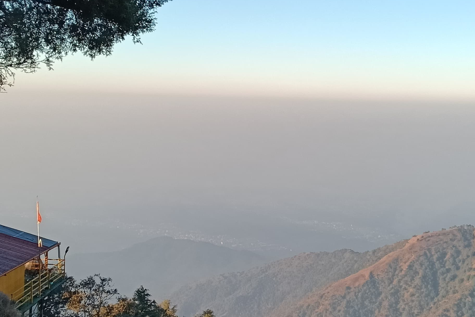 yoga-retreat-rishikesh-himalayas